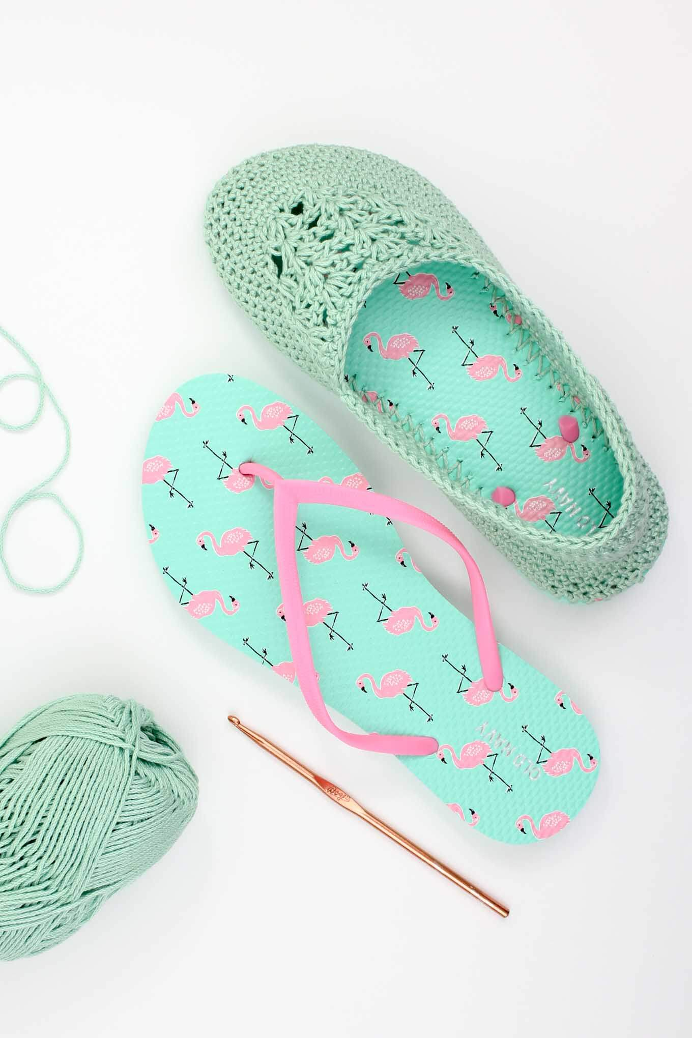 Crochet Slippers With Flip Flop Soles -- Free Pattern + Video Tutorial! - Free Printable Flip Flop Pattern