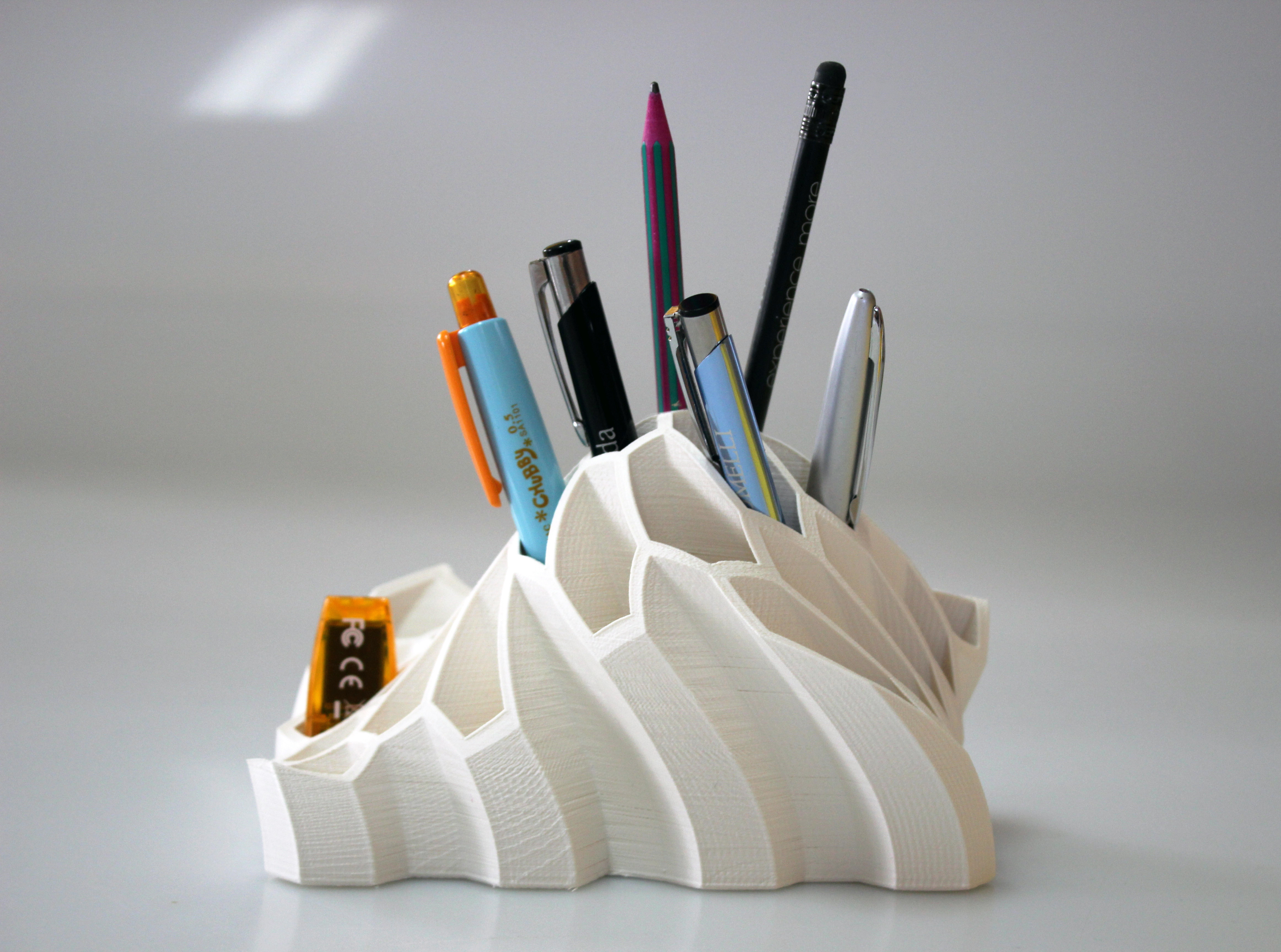 Free 3D Printer Designs Pen And Pencil Holder ・ Cults - Free 3D Printable Models
