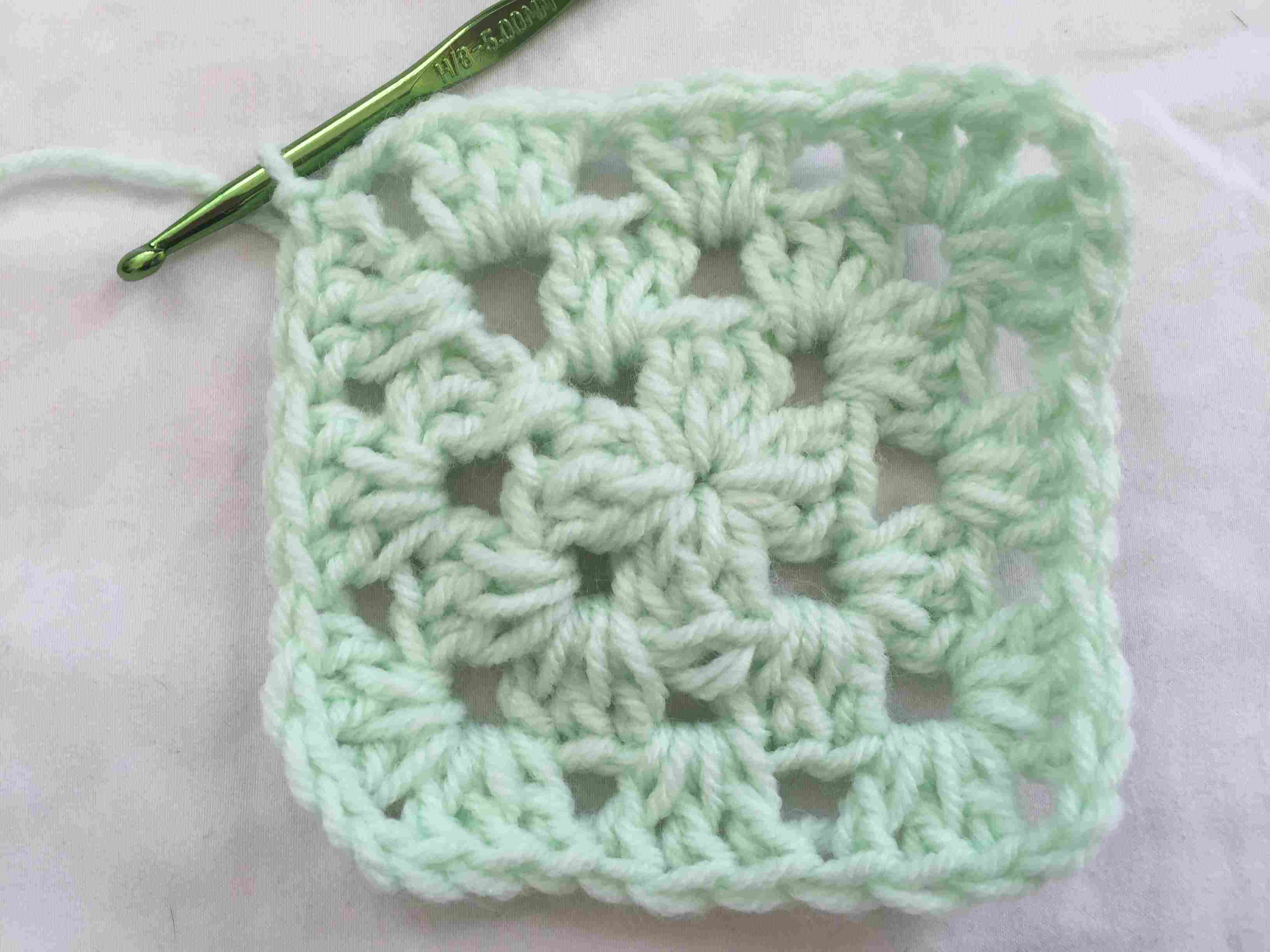 Free Scrap Yarn Patterns For Crochet - Free Printable Crochet Granny Square Patterns